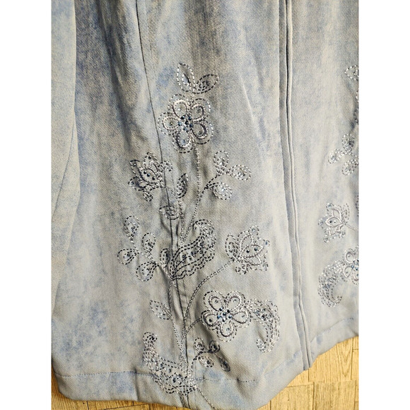 Alfred Dunner Women's Blue Embroidered Rhinestone Pockets Velour Jacket Size 16 - Picture 2 of 7